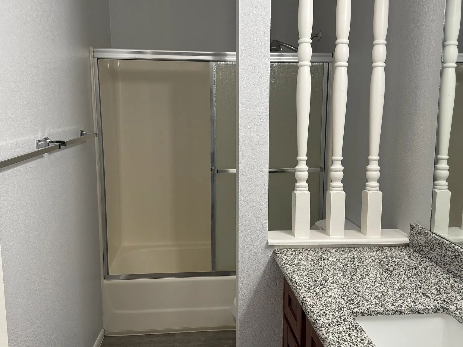 Premier Apartments - 9 — Photo 4