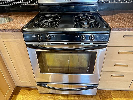 5th image of 299 Kingsland Ave Floor 3