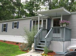 105 Simpson Ln, Oakdale, CT 06370