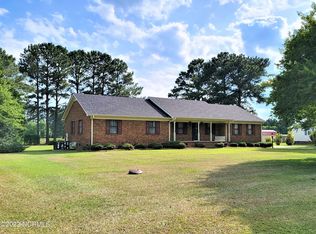525 Forlines Rd, Winterville, NC 28590