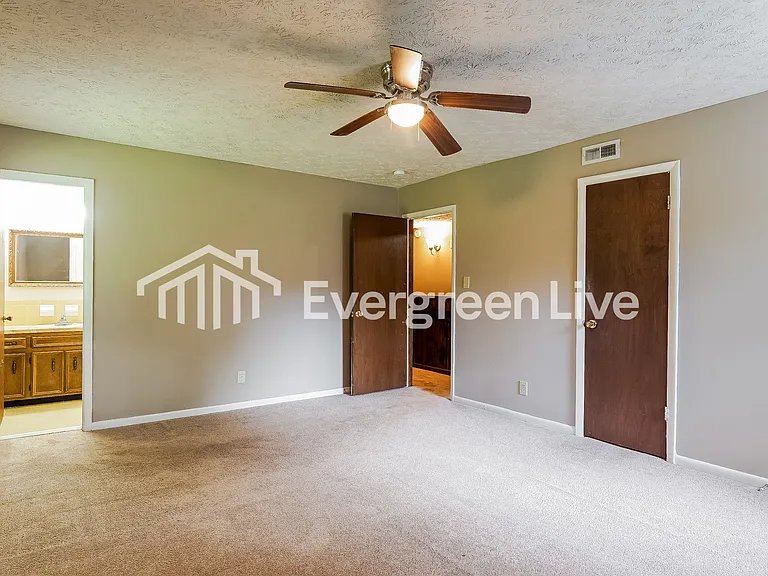 104 Shawnee Dr — Photo 11