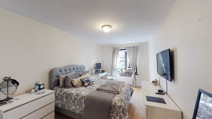 Rented by Emor Management Inc. | media 6