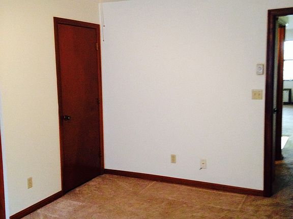 5th image of 133 3rd Ave APT 2G