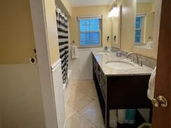 (undisclosed Address)