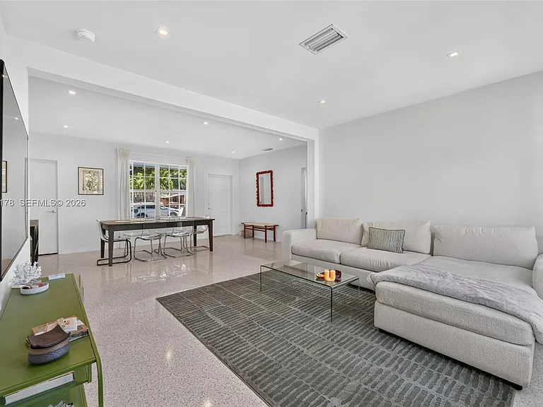 7516 Mutiny Ave — Photo 3
