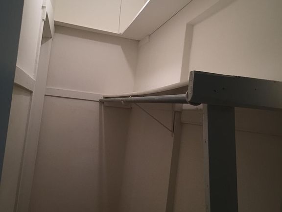 4th image of 830 W Sunnyside Ave APT 2N