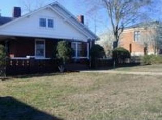 19 W Broad St, Wedowee, AL 36278