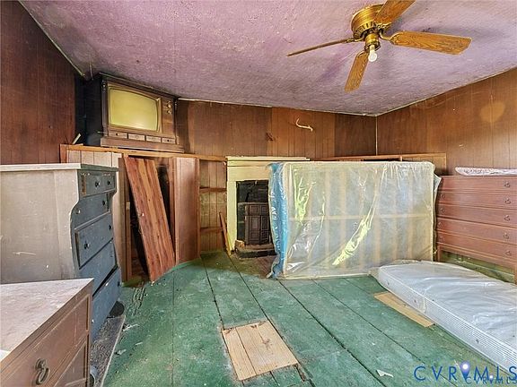2nd image of 8011 Namozine Rd