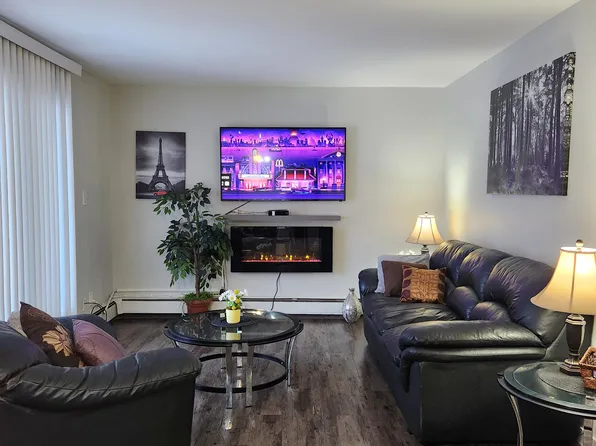 3811 54th Ave, Red Deer, AB