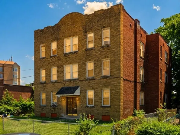 15 Kenneth St APT B2, Hartford, CT 06114