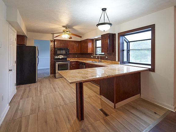 5th image of 5128 Cherry Blossom Way