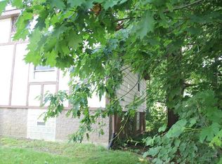 694 Annapolis Ave, Akron, OH 44310