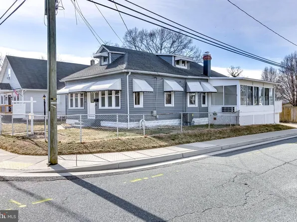 300 Lorraine Ave, Baltimore, MD 21221