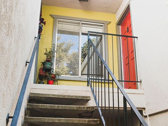 3rd image of 3006 D St APT 8