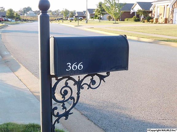 2nd image of 366 Northlake Dr