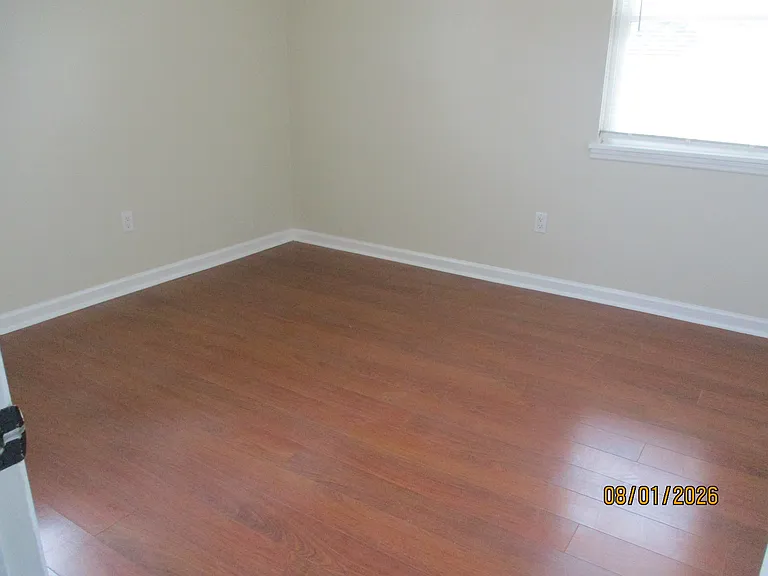 616 Langley Ct — Photo 6