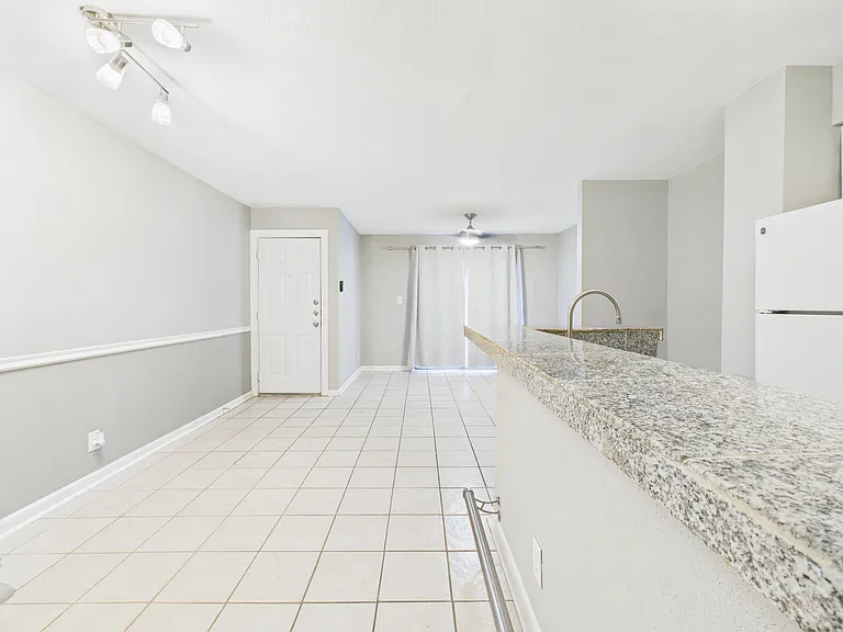 3018 S 1st St #109 — Photo 11