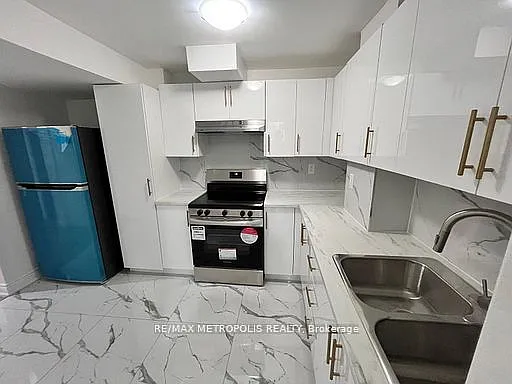1335 Aldsworth Cres #BASEMENT — Photo 10