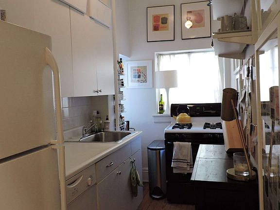 4th image of 103 Joralemon St APT 2B