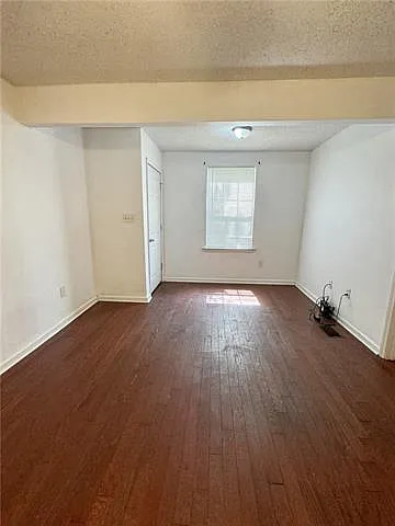 5824 General Haig St — Photo 3