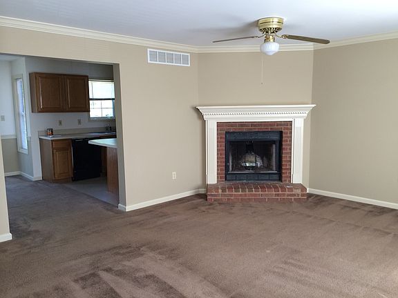 2nd image of 1137 Ashford Ln