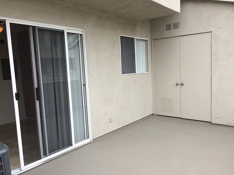 Mills Terrace — Photo 10