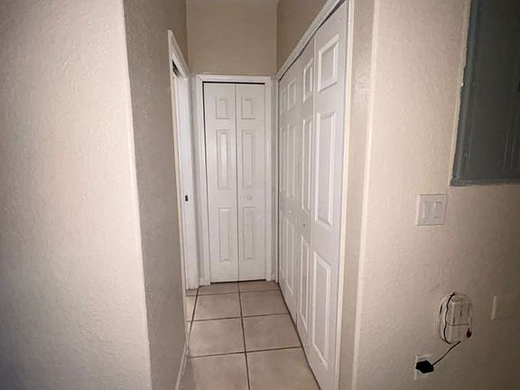 4th image of 2819 SE 15th Rd