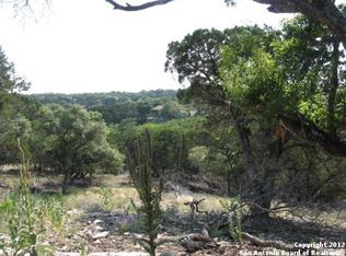 1466 Paradise Dr, Canyon Lake, TX 78133