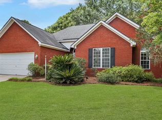 312 Belle Grove Cir, Richmond Hill, GA 31324