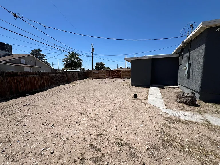 1601 Marlin Ave — Photo 25