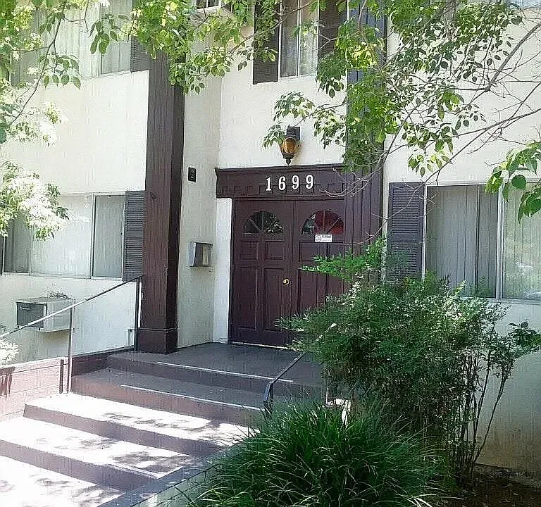 1699 Amberwood Apartments