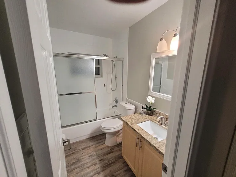 516 NW 54th St — Photo 12