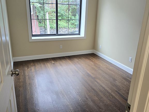 3rd image of 399 Walnut St #2R