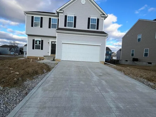 502 Walker Point Dr, Commercial Point, OH 43116