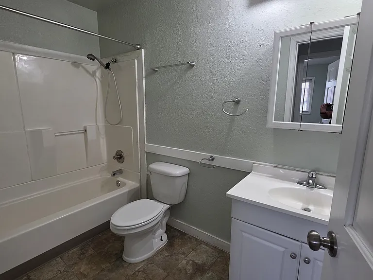 9585 Canton Loop — Photo 3