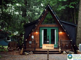 310 Anthony Ln, Pocono Pines, PA 18350