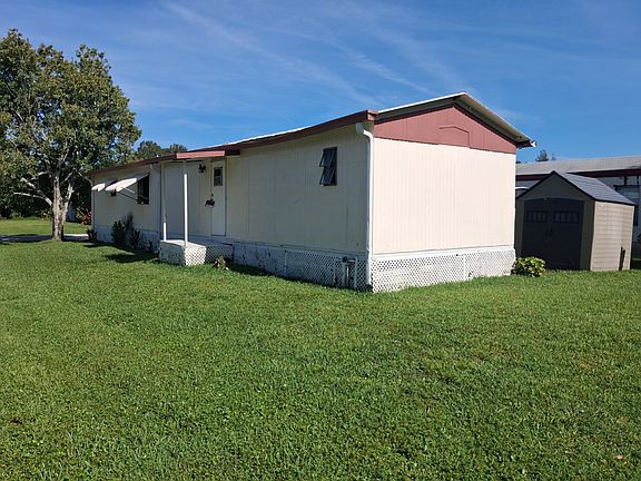 4th image of 1670 Orange Manor Dr