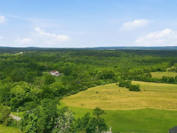 Hinton Rd, Kearneysville, WV 25430