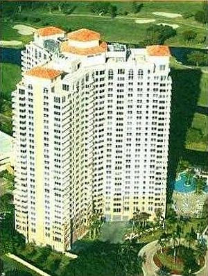 1st image of 19501 W Country Club Dr APT 2508