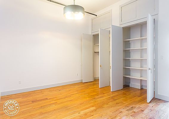 4th image of 255 McKibbin St #206