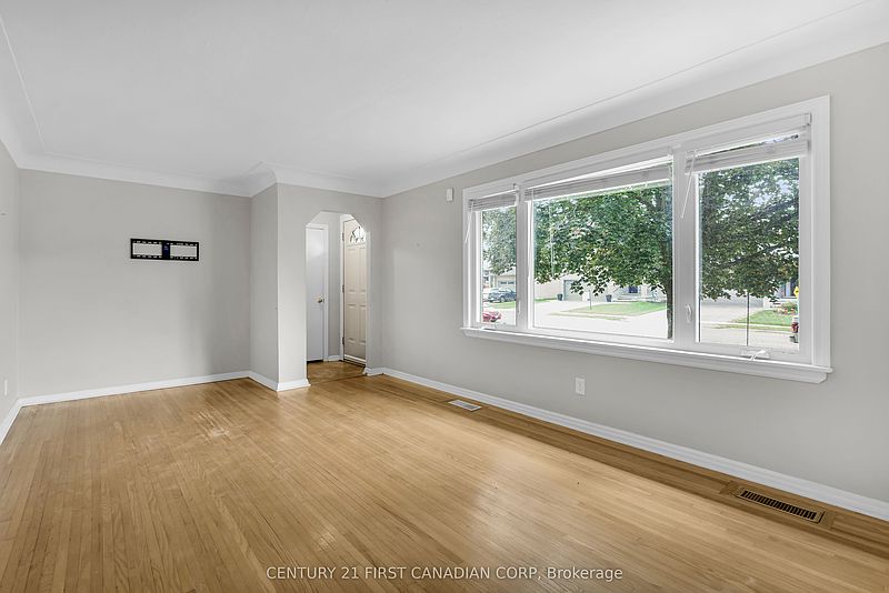 London House for rent - 3 Bedrooms — photo 4