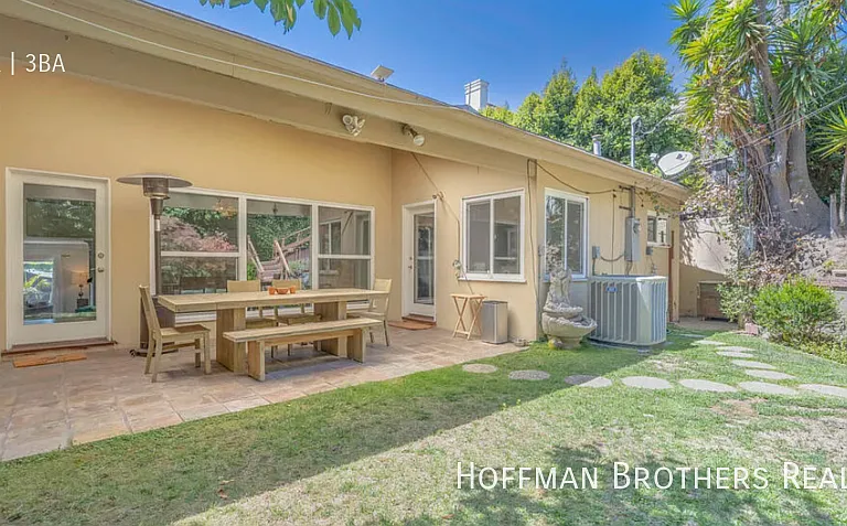 1222 Daniels Dr — Photo 11