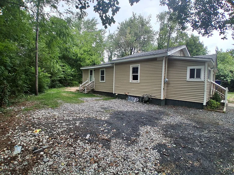 8 Sunset Ln — Photo 18