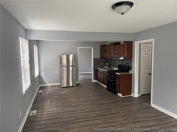 3rd image of 1016 Augusta Dr