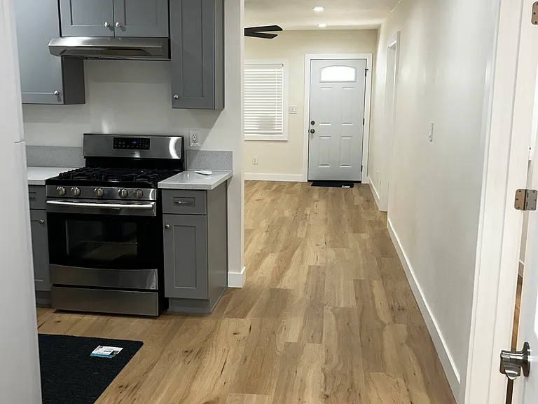 7807 Ethel Ave — Photo 10