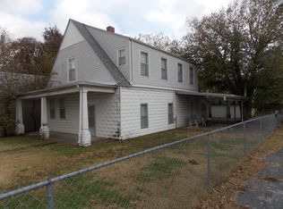 1322 W 4th St, Joplin, MO 64801