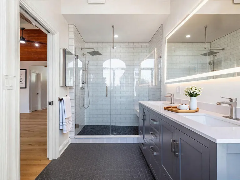 bathroom - digitally staged