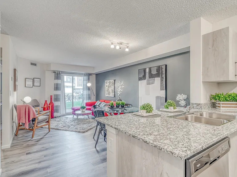 905 Evanston Dr NW — Photo 39