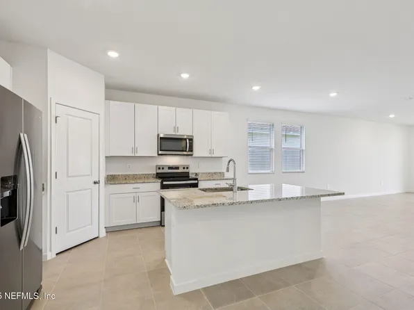 51 ARARAT Drive, Palm Coast, FL 32137