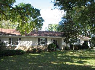 410 Terrace St, Cambridge, WI 53523